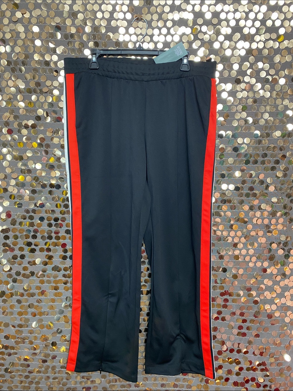 wild fable black sweatpants with red and white side stripes #1579